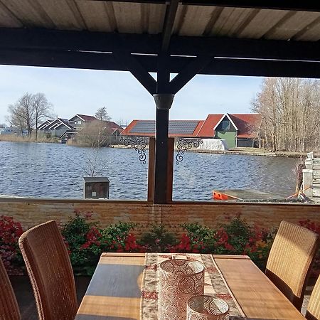 B&B Aan Het Water Earnewâld Dış mekan fotoğraf