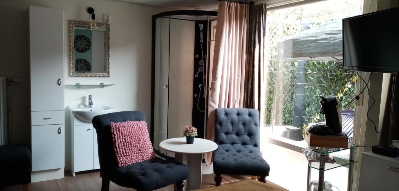 B&B Aan Het Water Earnewâld Dış mekan fotoğraf