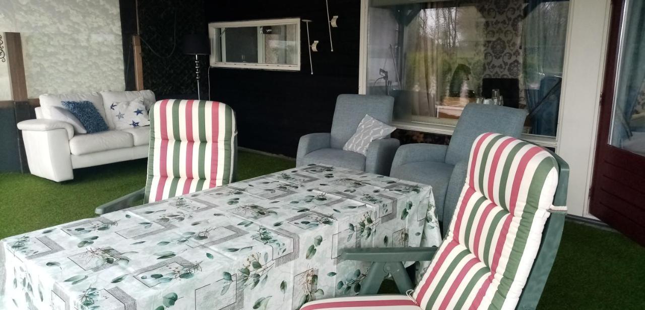 B&B Aan Het Water Earnewâld Dış mekan fotoğraf